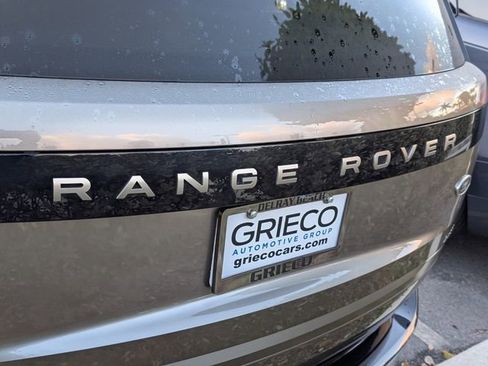 Used 2023 Land Rover Range Rover SE image 10