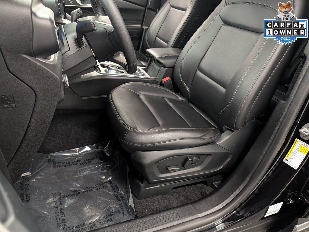 Used 2023 Ford Explorer XLT w/ Equipment Group 202A AWD/4WD image 11