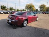 Used 2016 Chrysler 300 Limited image 5