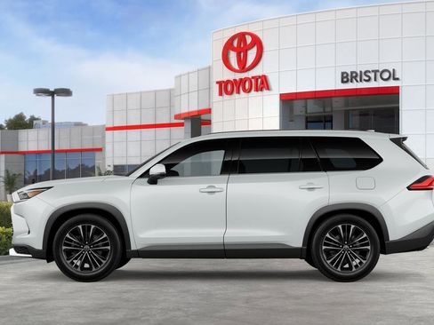 New 2026 Toyota Grand Highlander AWD Hybrid image 25