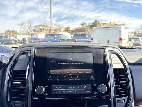 Used 2024 Nissan Titan SV w/ SV Bronze Edition Package image 19