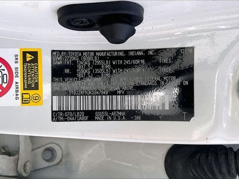 Used 2019 Toyota Highlander XLE AWD/4WD image 34