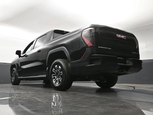 Used 2026 GMC Sierra EV Elevation AWD/4WD image 25