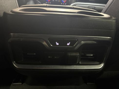Used 2021 GMC Sierra 1500 AT4 AWD/4WD image 15