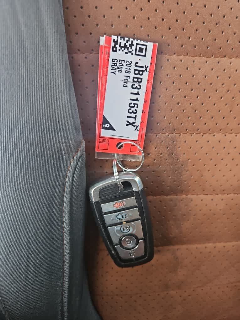 Used 2018 Ford Edge SEL w/ Equipment Group 201A FWD image 20