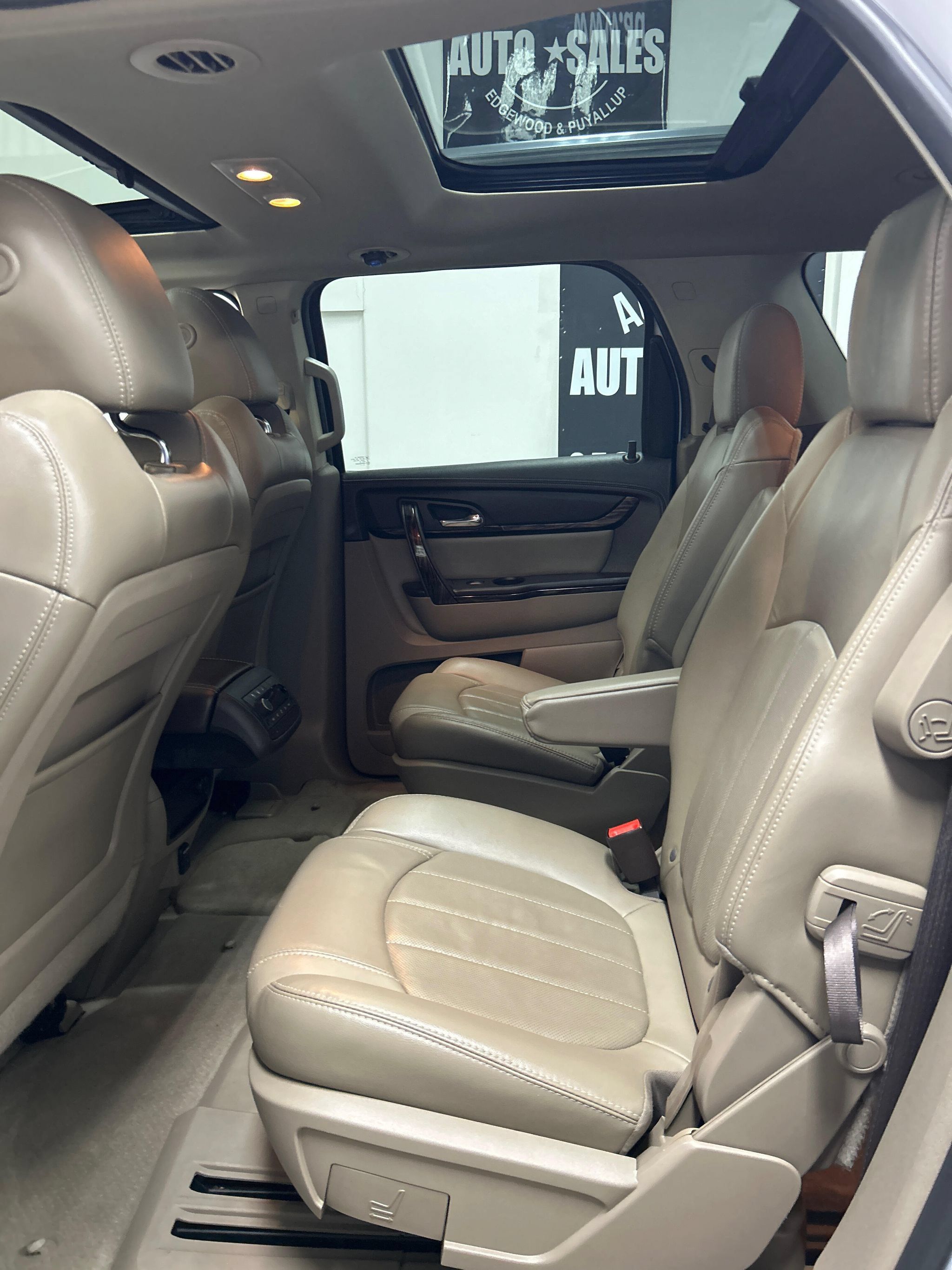 Used 2016 GMC Acadia Denali AWD/4WD image 10