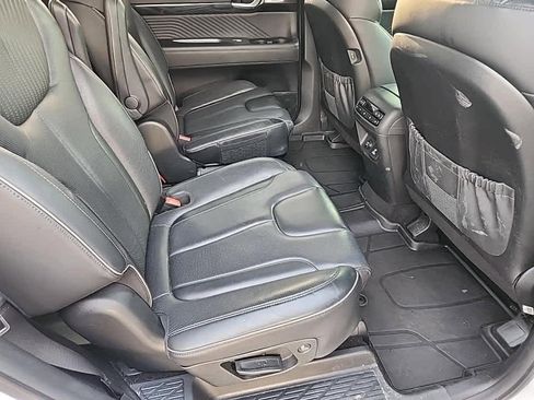 Used 2023 Hyundai Palisade Calligraphy image 11