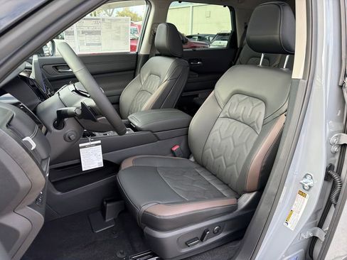 New 2026 Nissan Pathfinder Platinum w/ Cargo Package image 30