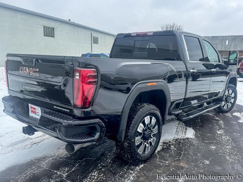 New 2026 GMC Sierra 2500 Denali w/ Denali Reserve Package AWD/4WD image 10