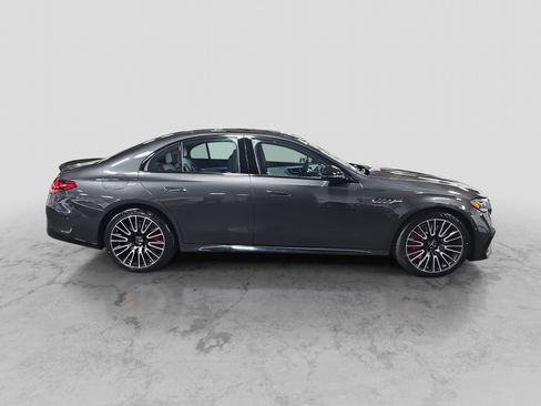 New 2026 Mercedes-Benz E 53 AMG e 4MATIC Sedan image 4