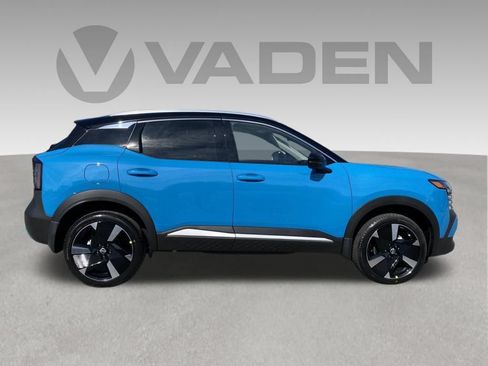 New 2026 Nissan Kicks SR FWD image 32