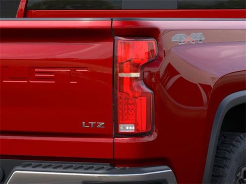 New 2026 Chevrolet Silverado 2500 LTZ w/ LTZ Premium Package image 11