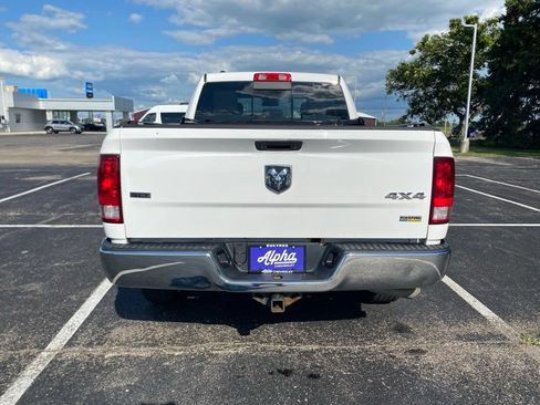 Used 2018 RAM 1500 Classic SLT AWD/4WD image 6