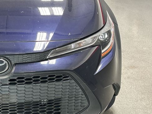 Used 2020 Toyota Corolla LE FWD image 5
