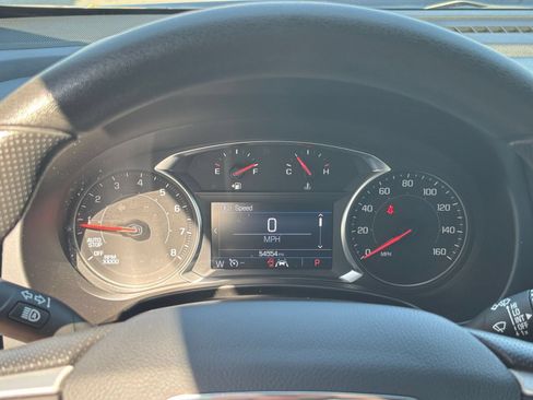Used 2024 GMC Terrain SLE FWD image 34