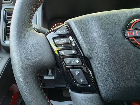 Used 2024 Nissan Frontier PRO-4X w/ Pro Premium Package image 26