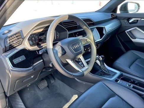 Used 2025 Audi Q3 2.0T Premium image 7