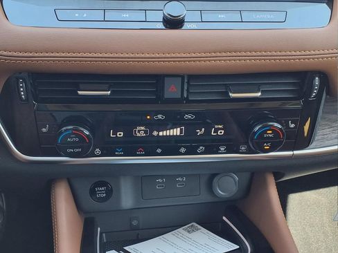 New 2026 Nissan Rogue Platinum w/ Platinum Premium Package image 17