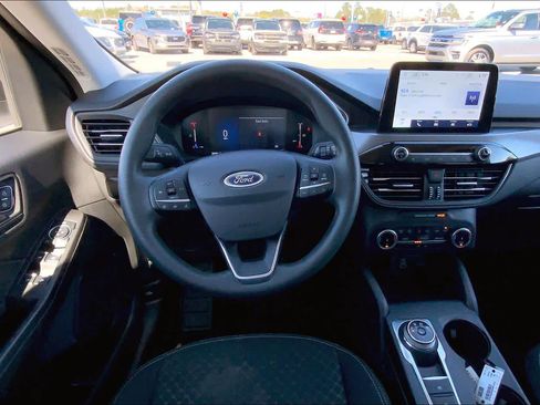 Certified 2025 Ford Escape Active image 6