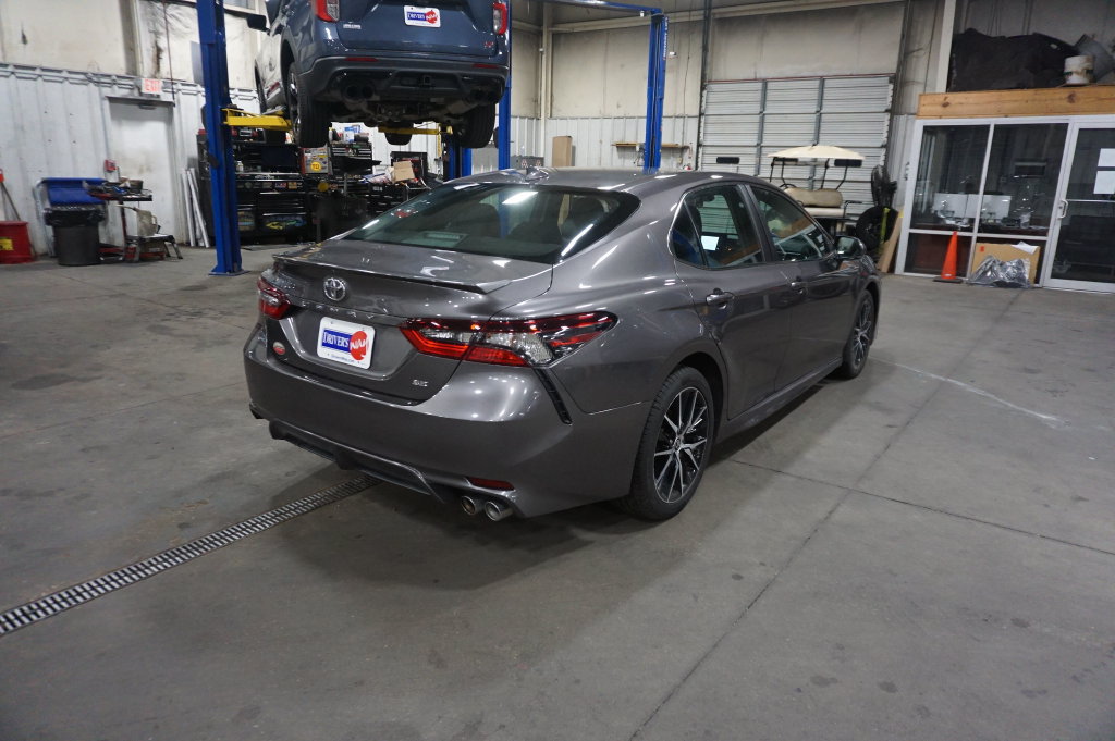 Used 2024 Toyota Camry SE FWD image 23