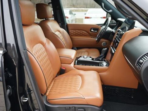 Used 2023 INFINITI QX80 Sensory w/ All-Season Package AWD/4WD image 81