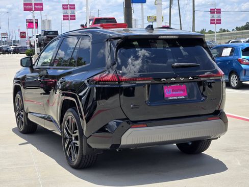 Used 2026 Toyota RAV4 XSE w/ Weather Package AWD/4WD image 7