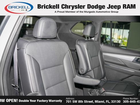 Used 2025 Buick Enclave Preferred FWD image 22