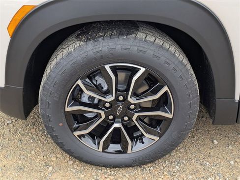 New 2026 Chevrolet TrailBlazer ACTIV w/ Convenience Package image 7