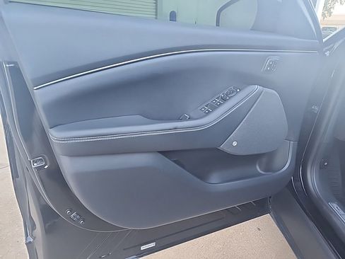 Used 2022 Ford Mustang Mach-E Premium RWD image 10