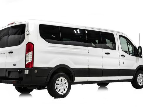 Used 2015 Ford Transit 350 XLT RWD image 3