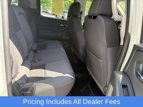 Certified 2025 Nissan Frontier SV AWD/4WD image 21