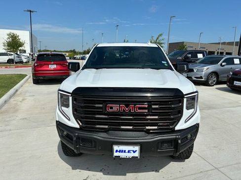 Used 2026 GMC Sierra 1500 AT4X AWD/4WD image 4