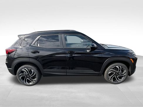 New 2026 Chevrolet TrailBlazer RS w/ Driver Confidence Package FWD image 9