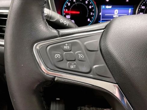 Used 2019 Chevrolet Equinox LT FWD image 18