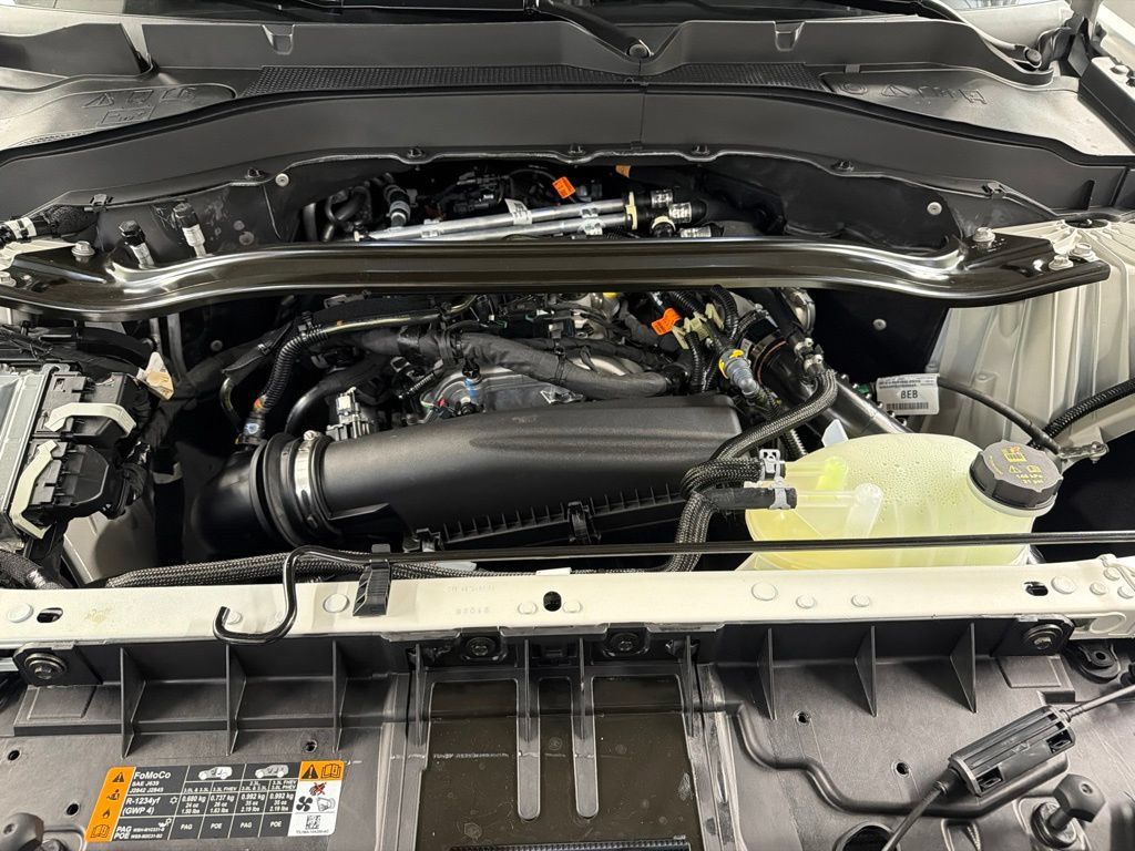 New 2027 Ford Explorer ST-Line AWD/4WD image 40