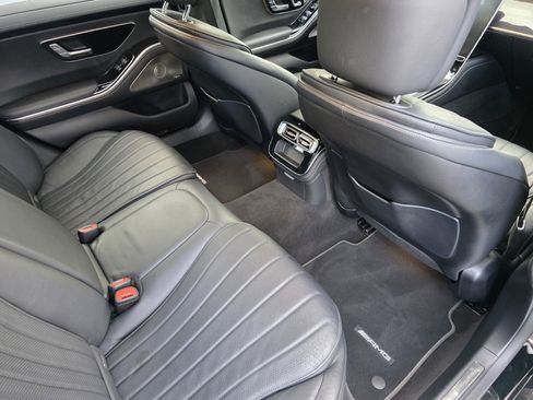 Used 2022 Mercedes-Benz S 500 4MATIC image 26