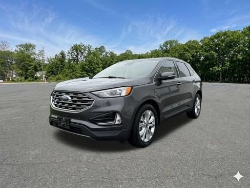Used 2020 Ford Edge Titanium w/ Cargo Accessory Package FWD image 4
