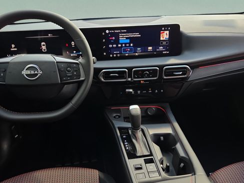 New 2026 Nissan Sentra SR w/ Floor Mat Package FWD image 12