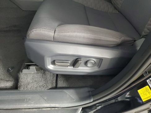 Used 2026 Toyota Tundra SR5 AWD/4WD image 31