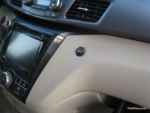 Used 2014 Honda Odyssey Touring Elite image 16