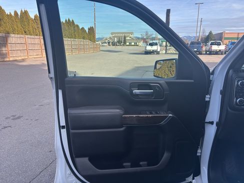 Used 2021 GMC Sierra 1500 SLE image 15