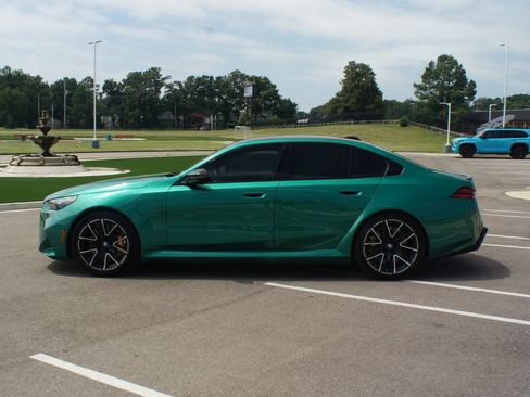 Used 2025 BMW M5 w/ Carbon Package AWD/4WD image 14