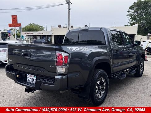 Used 2021 Toyota Tacoma TRD Off-Road w/ Technology Package AWD/4WD image 3