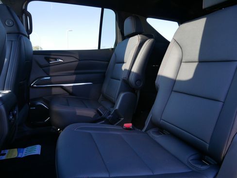 New 2026 Chevrolet Traverse Z71 w/ Enhanced Driving Package image 5