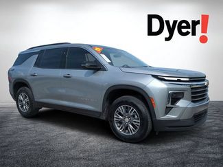Used 2025 Chevrolet Traverse LT FWD video 1