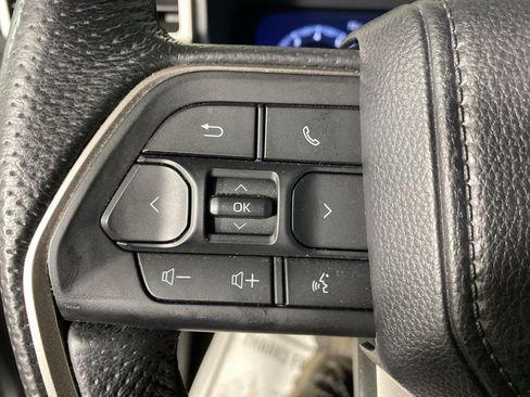Used 2024 Toyota Tacoma TRD Off-Road AWD/4WD image 22