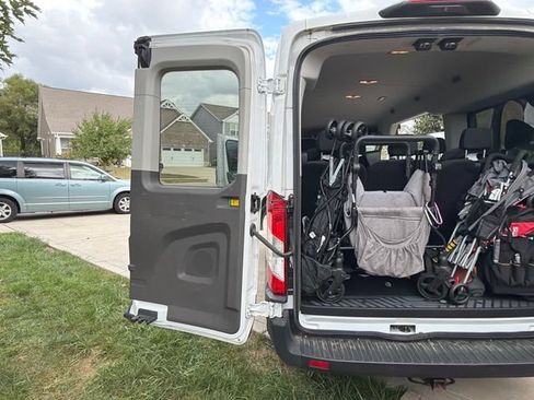Used 2020 Ford Transit 150 XLT RWD image 26