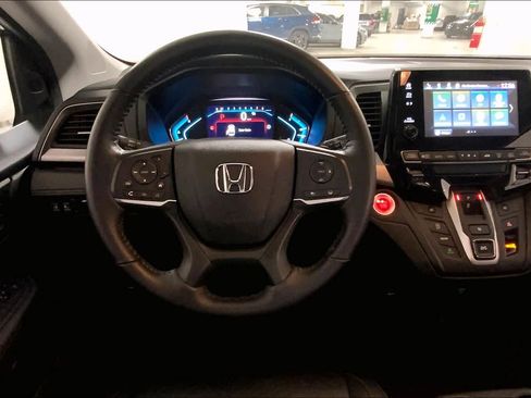 Used 2021 Honda Odyssey EX-L image 5