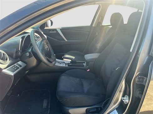 Used 2013 MAZDA MAZDA3 i Grand Touring w/ Tech Pkg FWD image 20