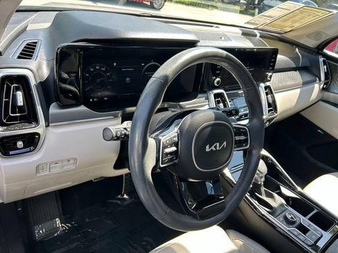 Used 2023 Kia Sorento SX AWD/4WD image 22